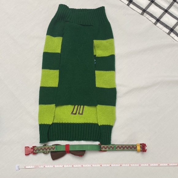 Dog Christmas sweater, and collar - Picture 2 of 7